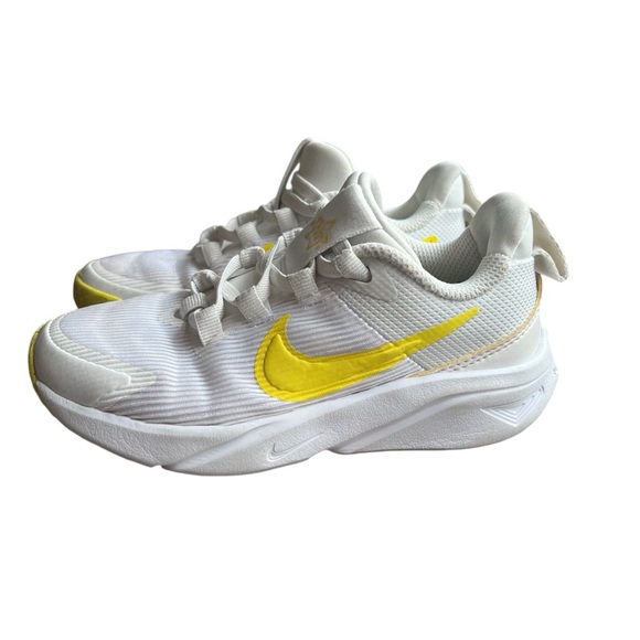 Nike Star Runner Kids Yellow and White Sneakers - Picture 1 of 7